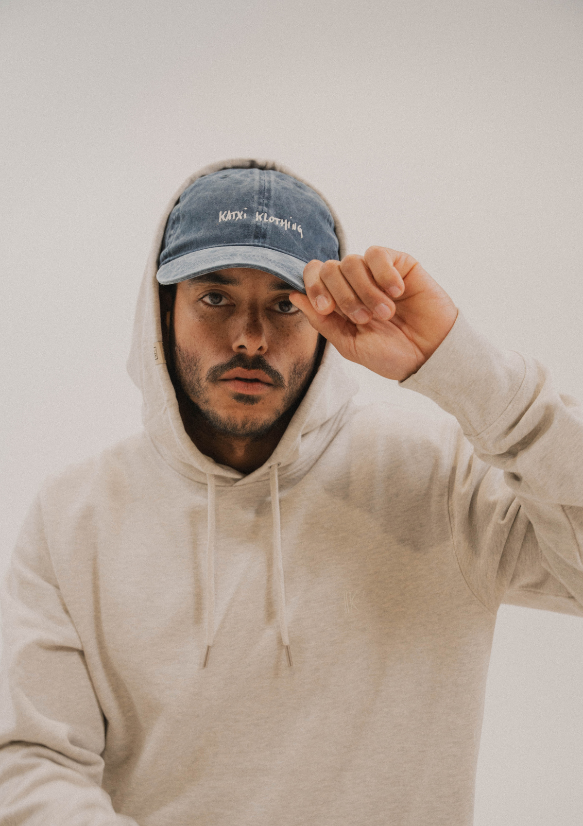 Vintage K. Cap – txapel brodatua, EAEtik – Katxi Klothing – 9. ikuspegia