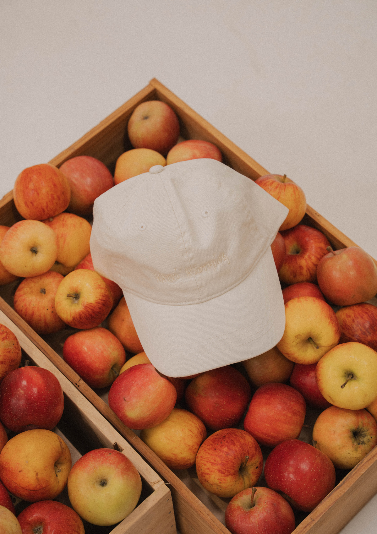 Vintage K. Cap – txapel brodatua, EAEtik – Katxi Klothing – 6. ikuspegia