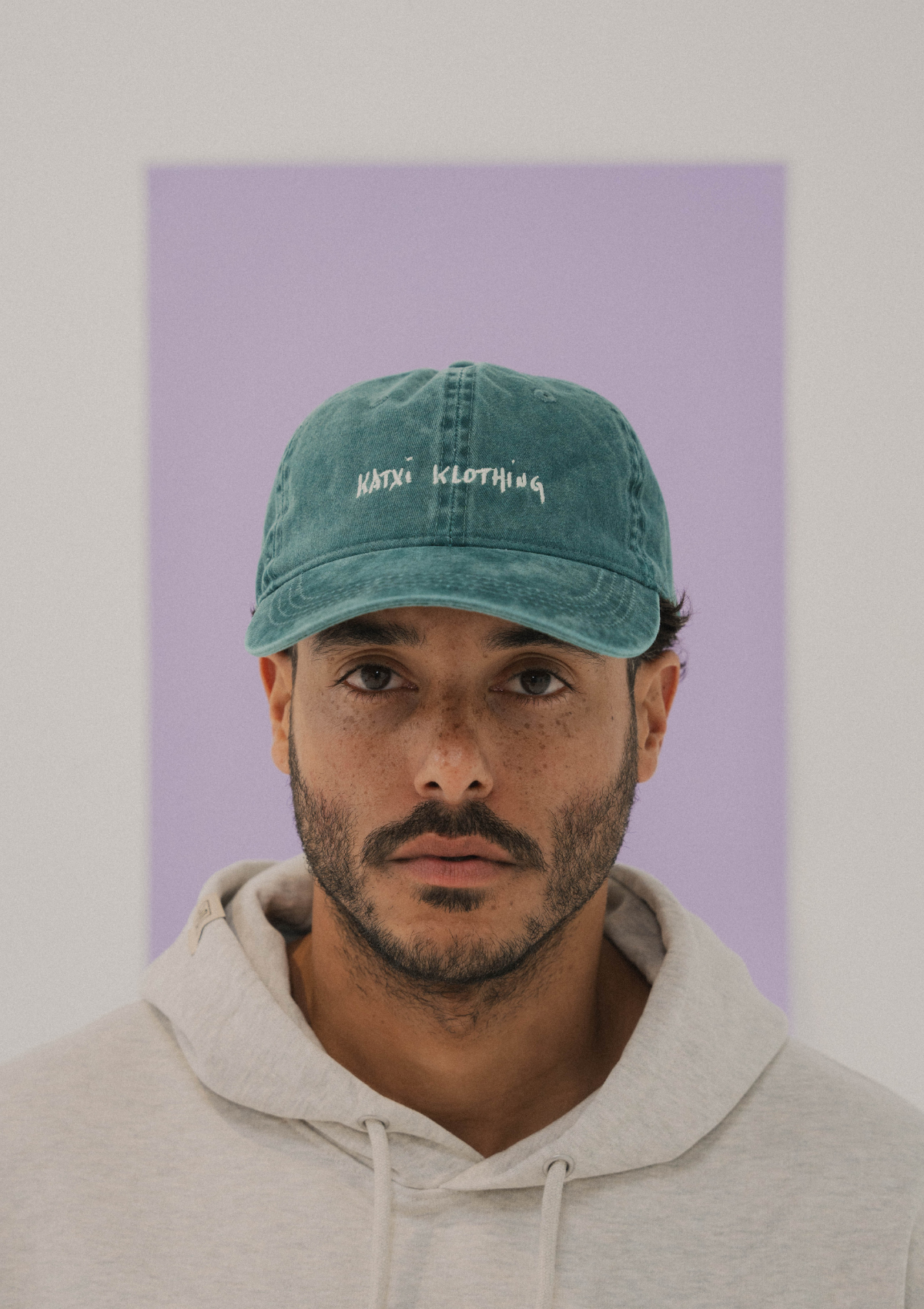 Vintage K. Cap – txapel brodatua, EAEtik – Katxi Klothing – 3. ikuspegia
