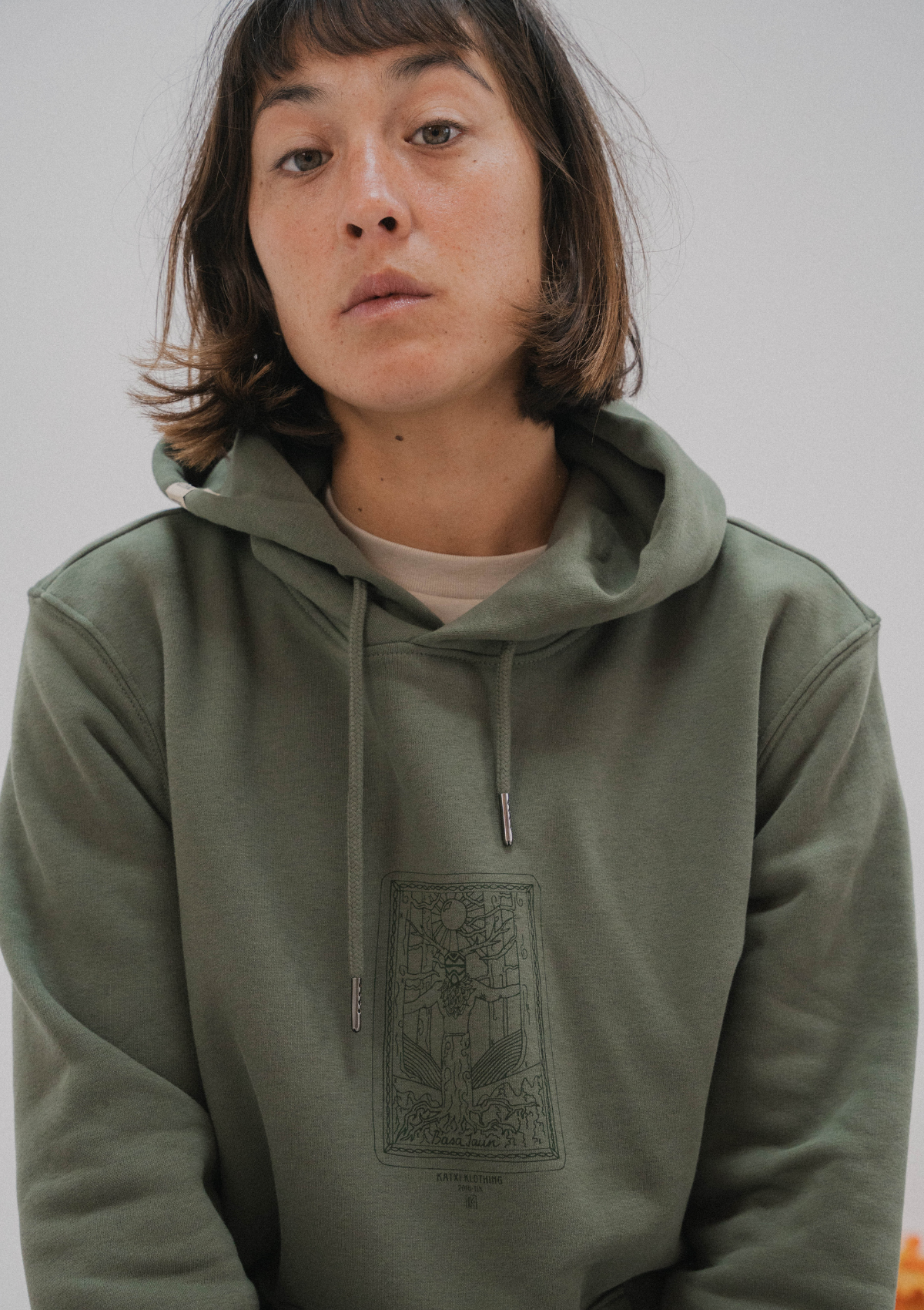 Hoodie Basajaun – hoodie brodé au Pays basque – Katxi Klothing – vue 6