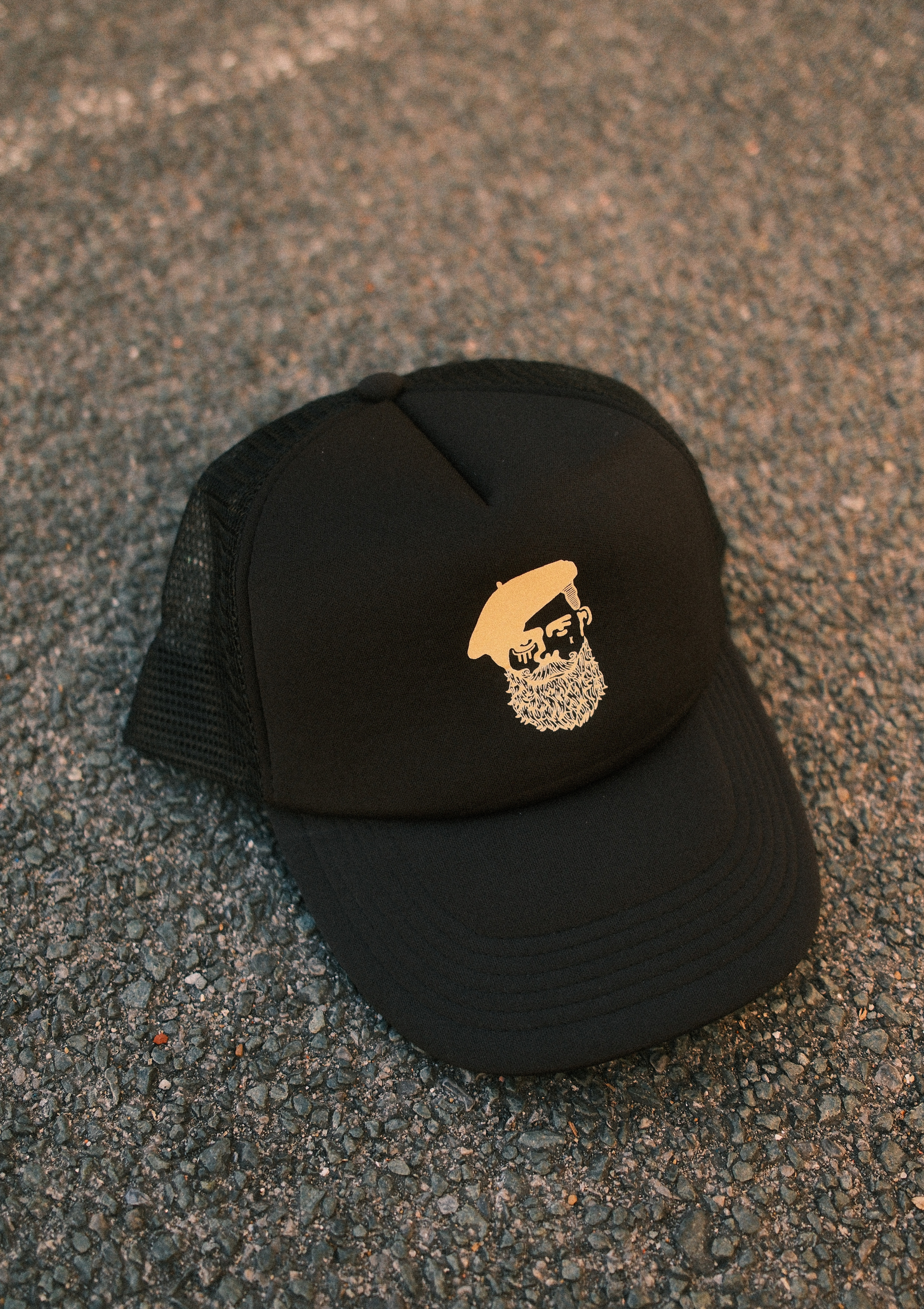 Casquette courte – casquette brodée au Pays basque – Katxi Klothing